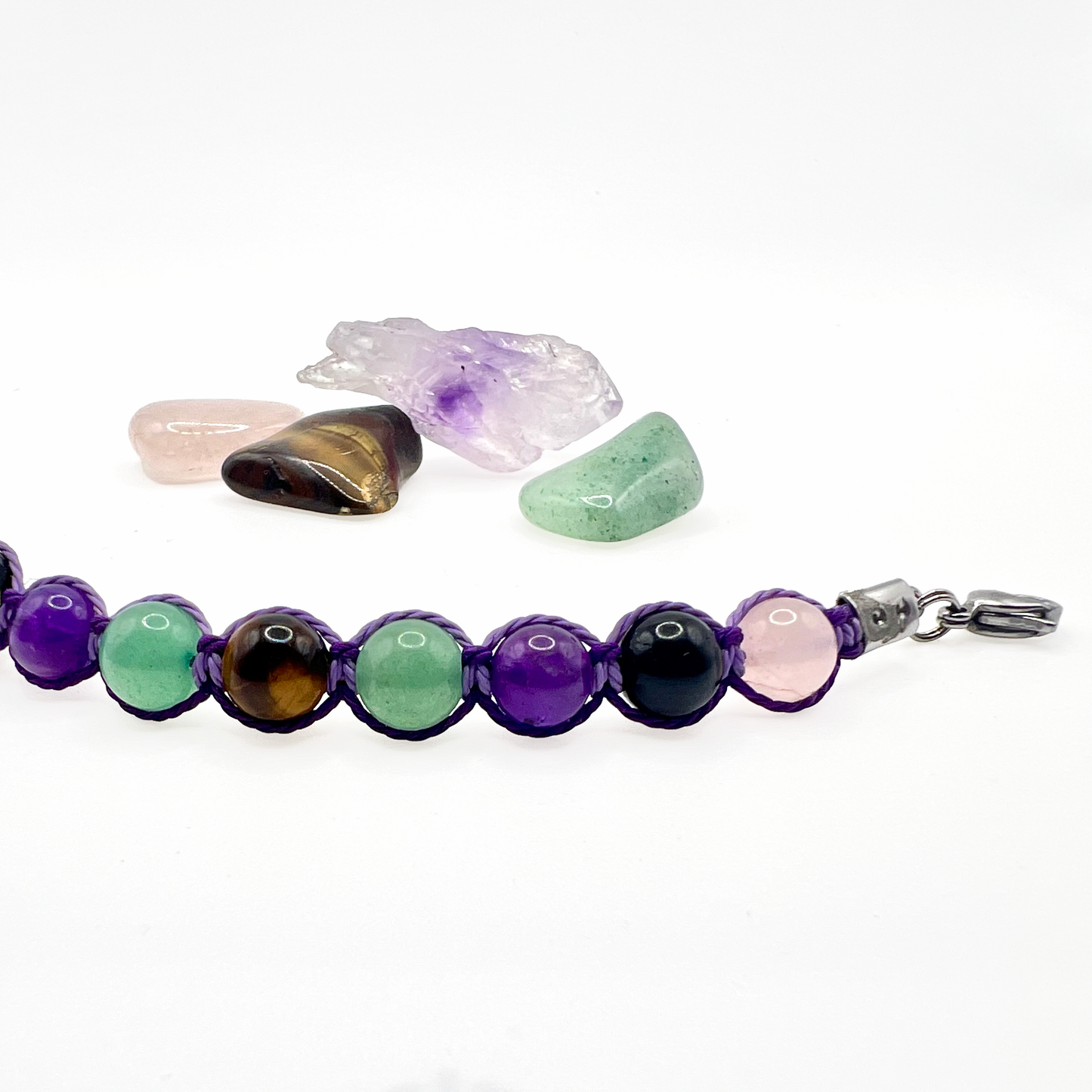 Protected heart bracelet